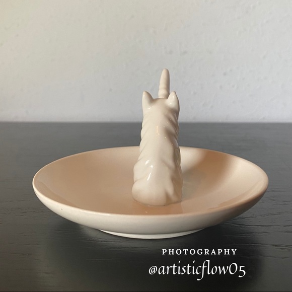 NEW! Ceramic Unicorn Trinket Tray Ring Holder - Picture 5 of 8